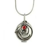 Colar Elena Gilbert